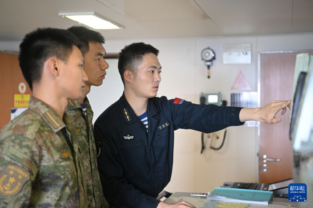 海军83舰编队圆满完成远海综合实习访问任务