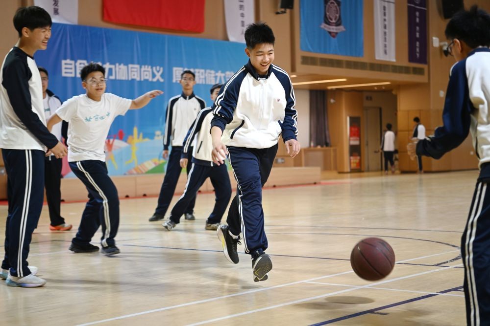 习近平总书记引领健康中国建设